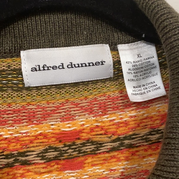 Colorful Patterned Sweater - Picture 3 of 7